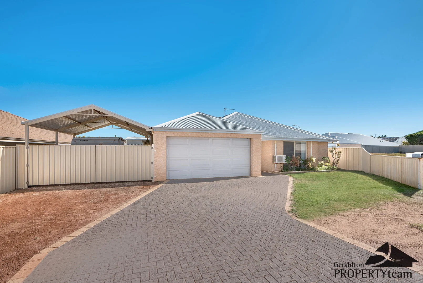 19 Reef Boulevard, Drummond Cove WA 6532