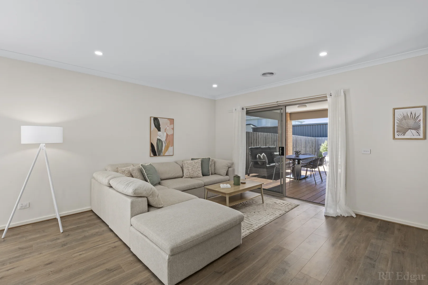 56 Miranda Crescent, St Leonards VIC 3223 photo 4