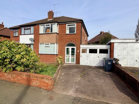 Kingsway Road, Wednesfield, Wolverhampton WV10