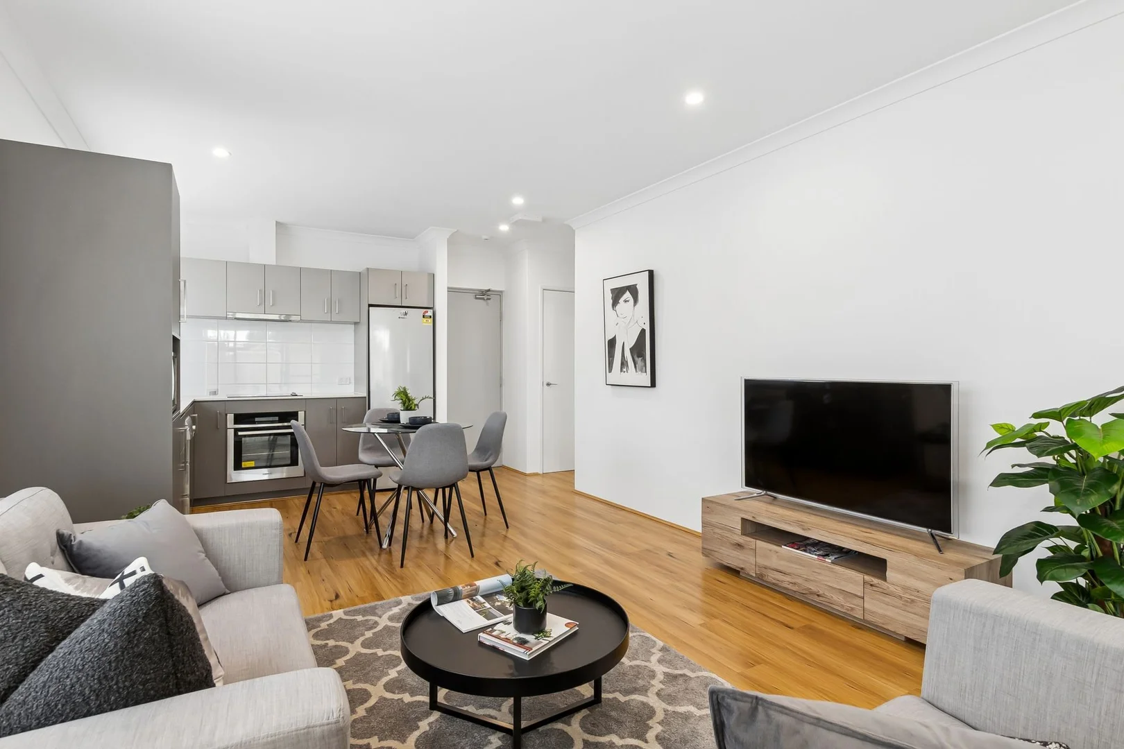 Additional image 5 of 8/130 Arlunya Avenue, Cloverdale WA 6105