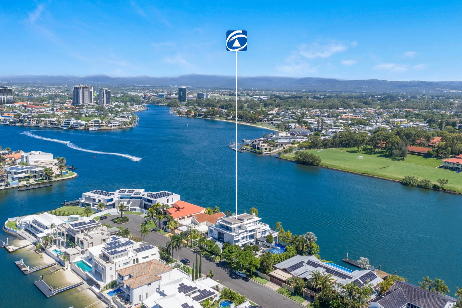 Additional image 8 of 141-143 Commodore Drive, Paradise Waters QLD 4217