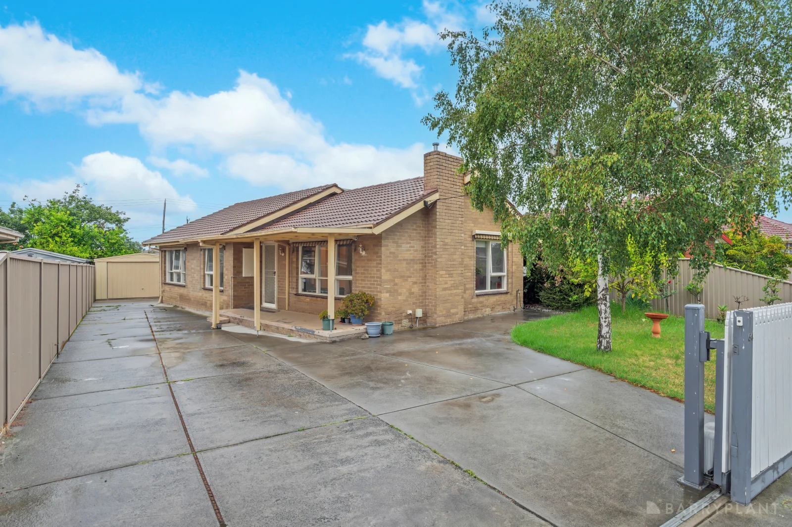 64 Hanleth Avenue, Springvale VIC 3171