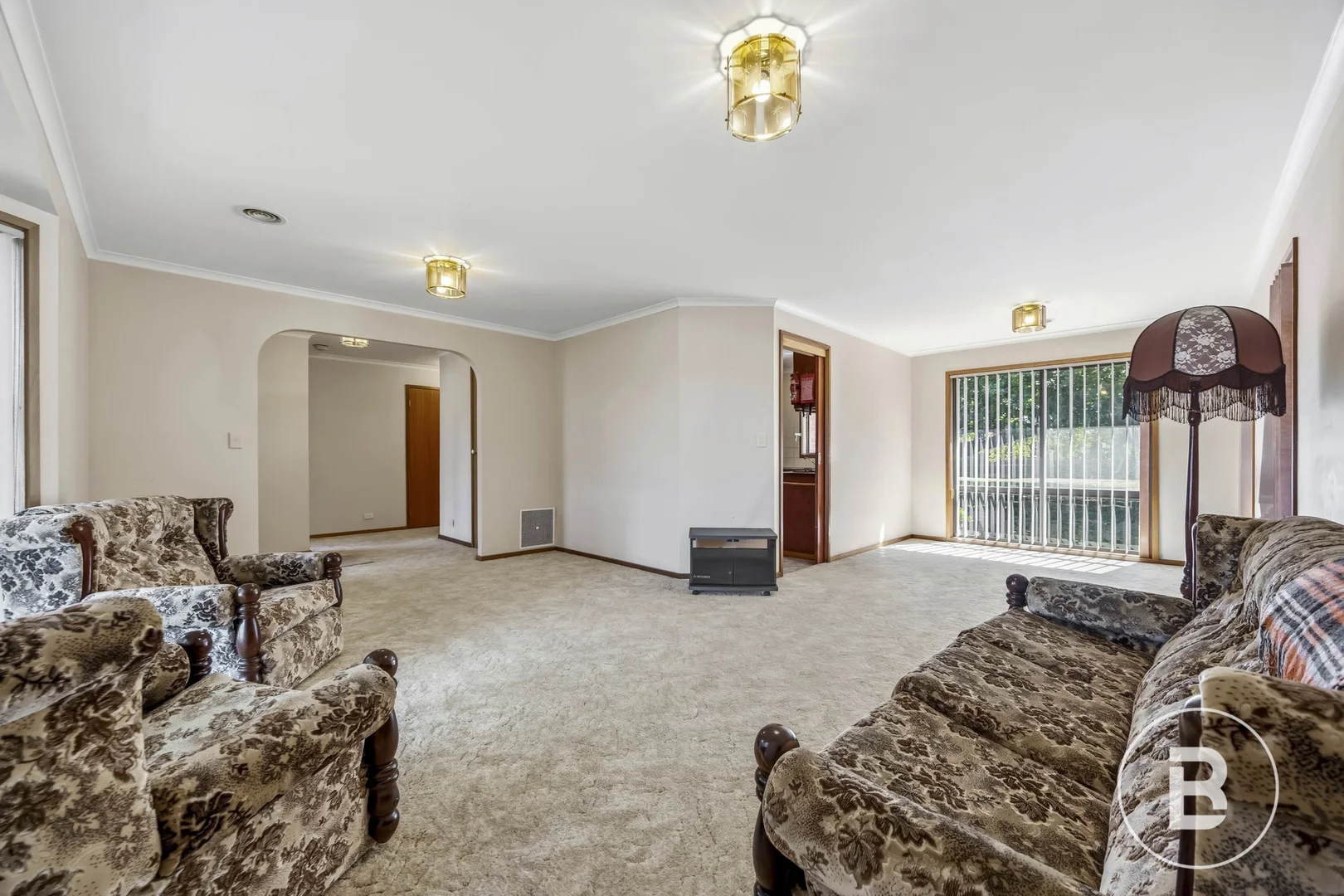 22 Dundas Place, Miners Rest VIC 3352 photo 3