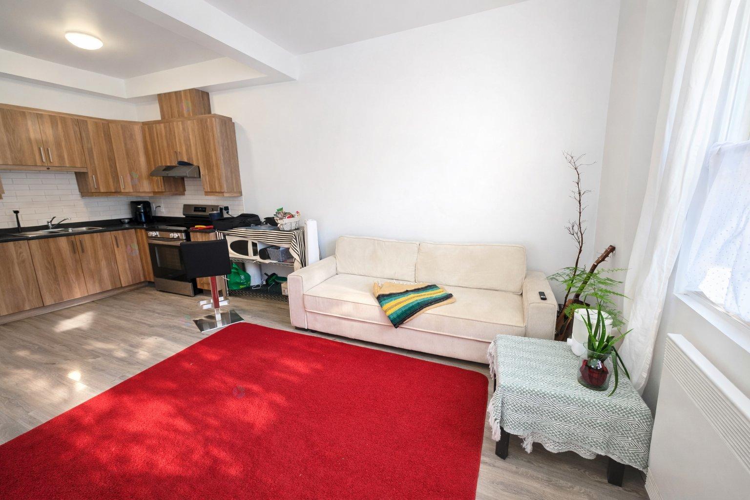 3886 Rue de Verdun