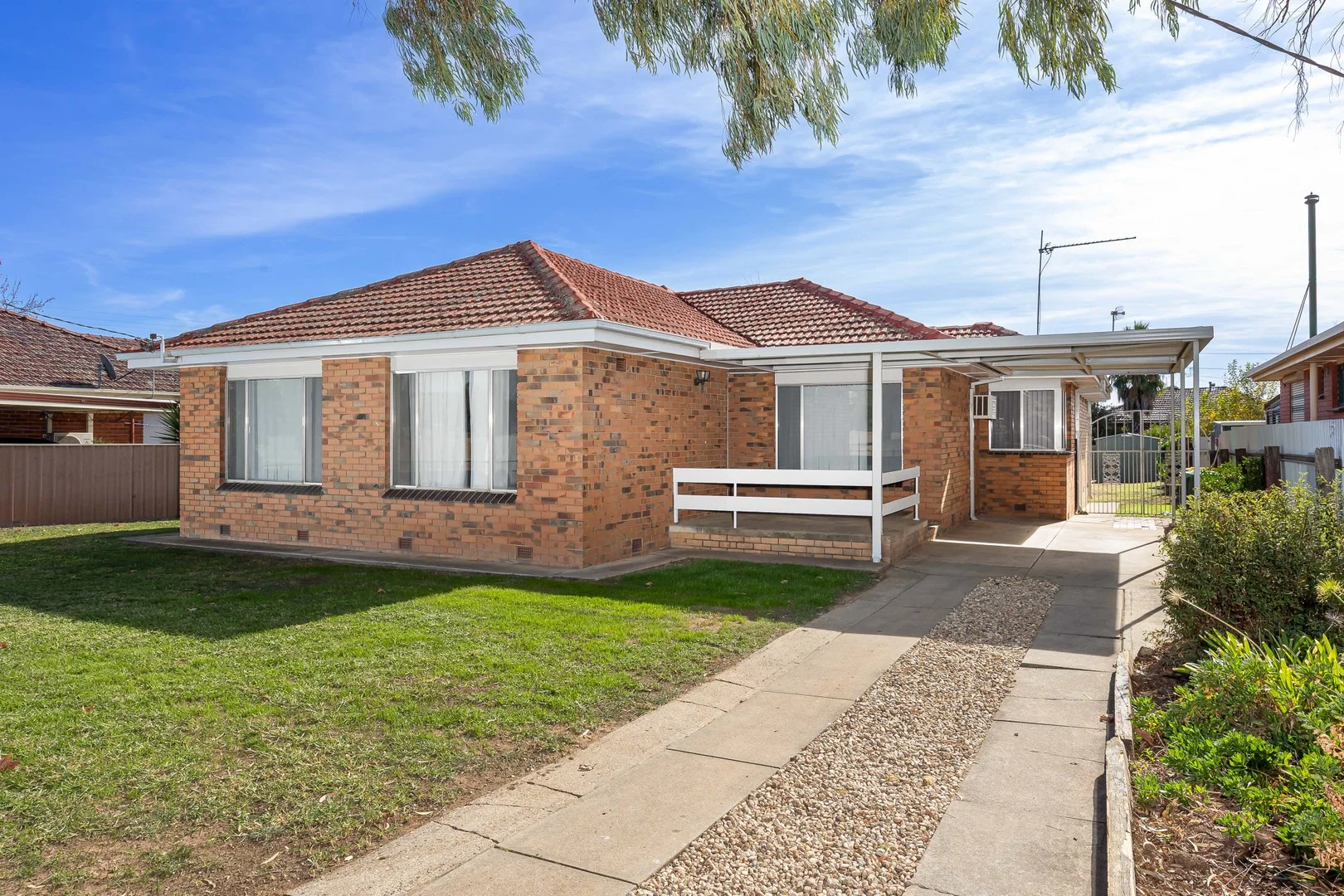 31 Bruce Street, Tolland NSW 2650