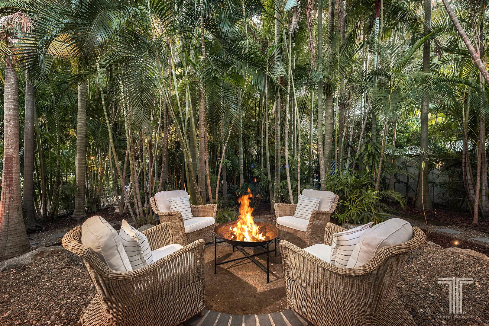 Additional image 35 of 31 Sterculia Avenue, Holland Park West QLD 4121
