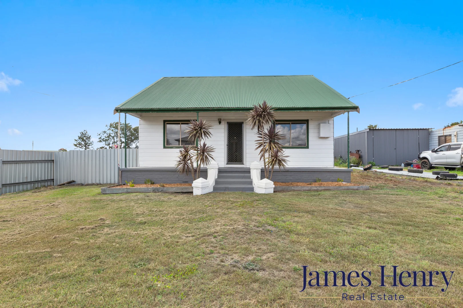 9 Woodberry Road, Tarro NSW 2322
