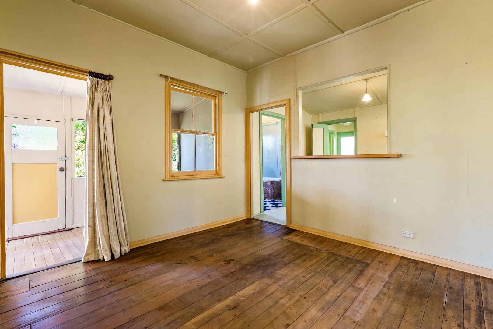 Additional image 9 of 44 Armstrong Street, Wentworth Falls NSW 2782