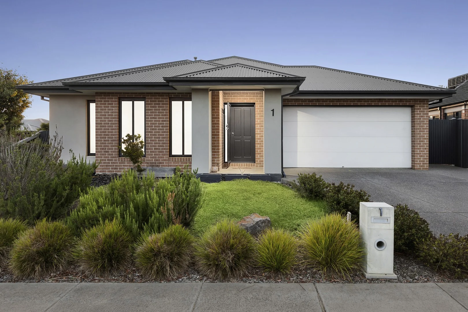 1 Jindabyne Street, Armstrong Creek VIC 3217