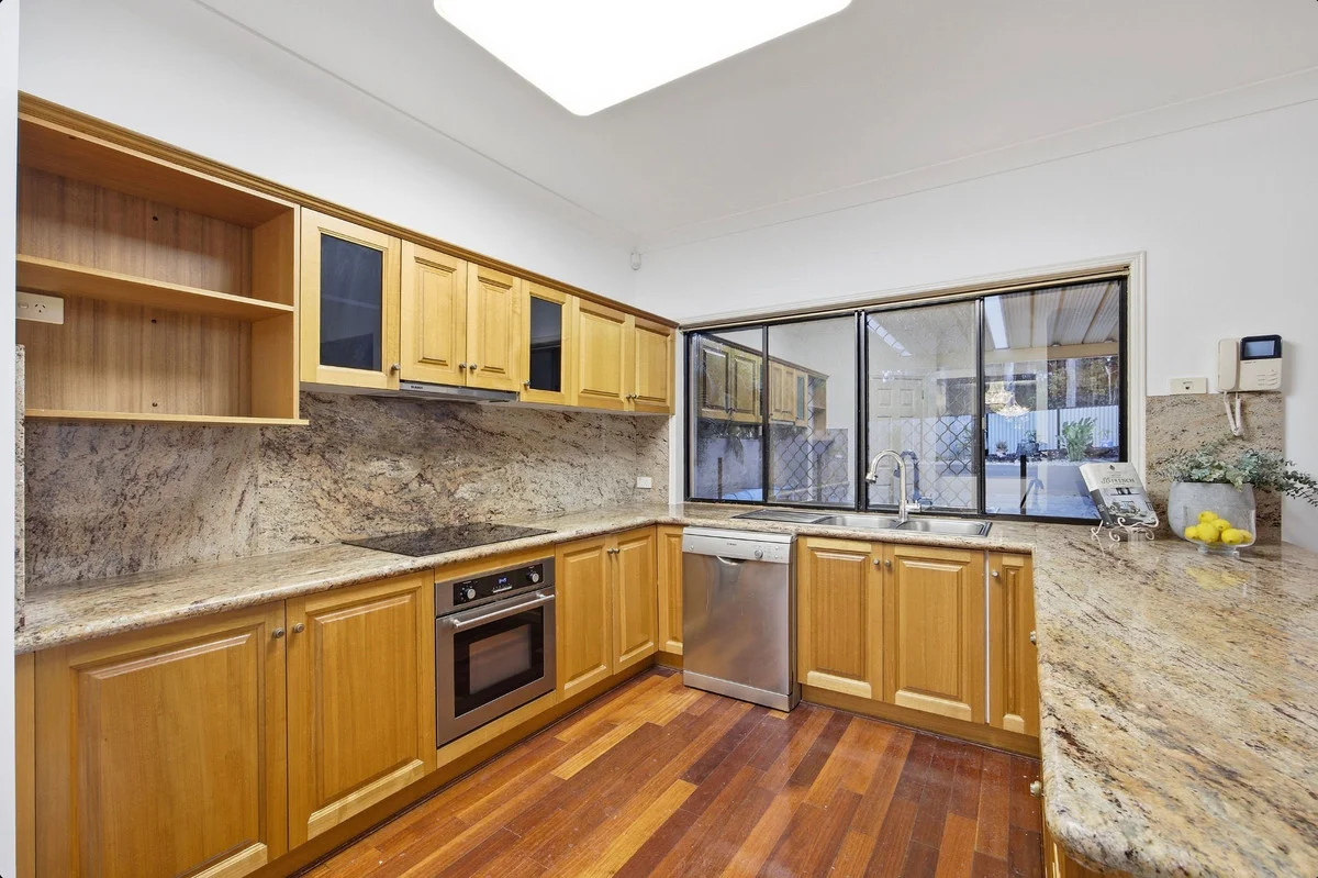 Additional image 10 of 91 Arun Drive, Arundel QLD 4214