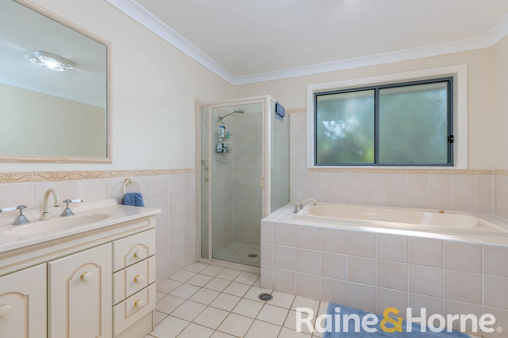 Additional image 10 of 25 Hillcrest Place, Dubbo NSW 2830