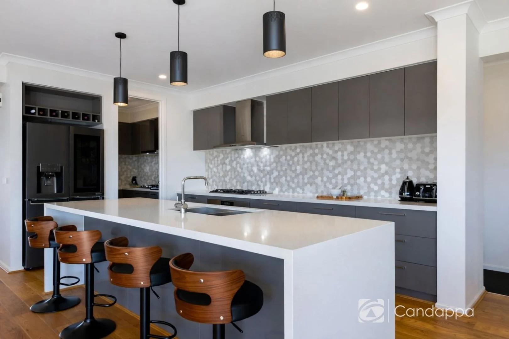 Additional image 5 of 19 WATTLEGLADE AVENUE, Warragul VIC 3820