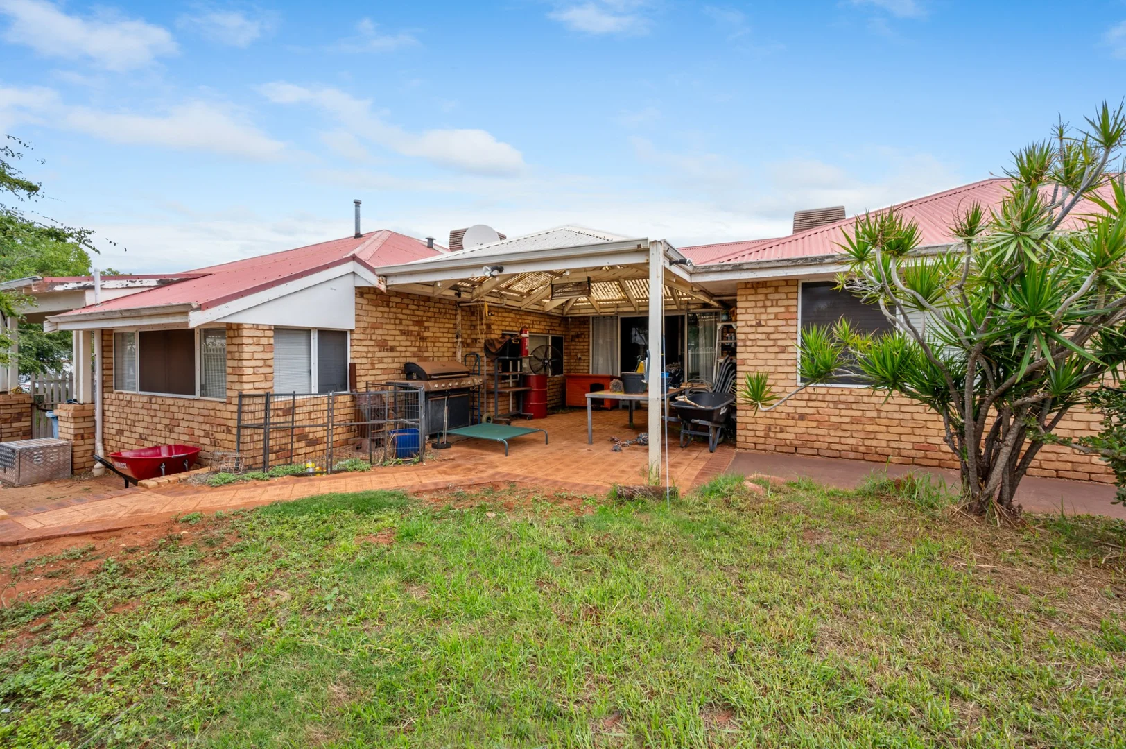 Additional image 15 of 3 Kurnalpi Close, Hannans WA 6430