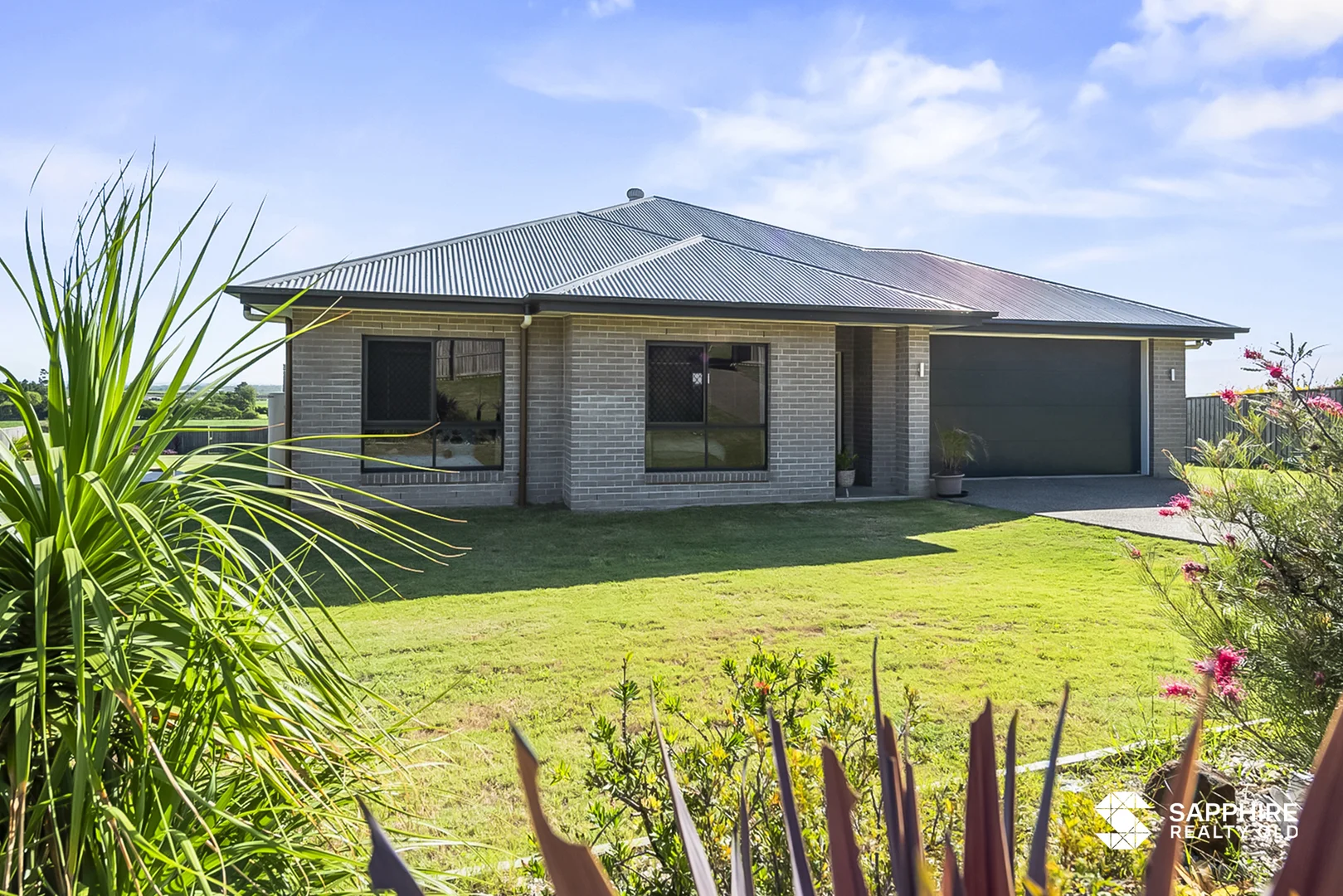 Additional image 3 of 9 Finemore Crescent, Qunaba QLD 4670