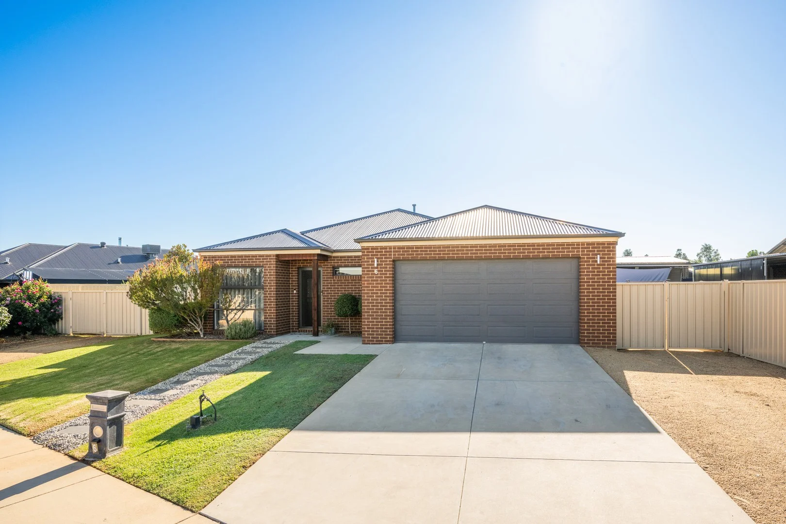 6 PERTOBE DRIVE, Kialla VIC 3631