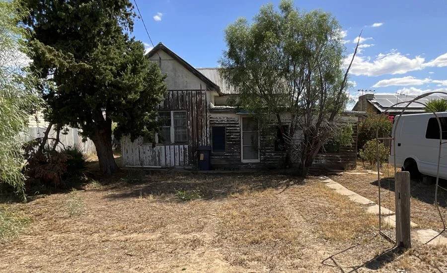 15 Mundooren Street, Coonamble NSW 2829
