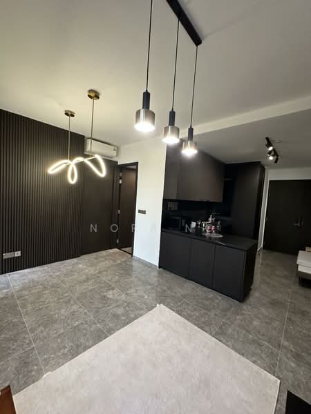 97 Holland Road photo 4