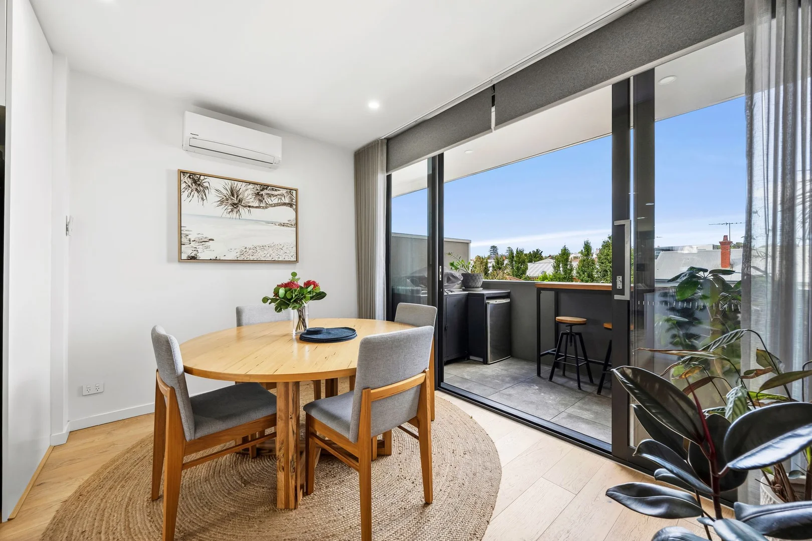 16 Bowlers Avenue, Geelong West VIC 3218