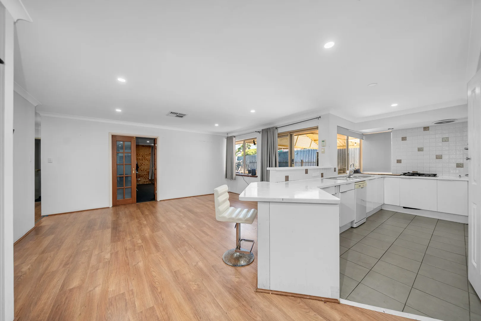 Additional image 5 of 12 Sovereign Drive, Thornlie WA 6108