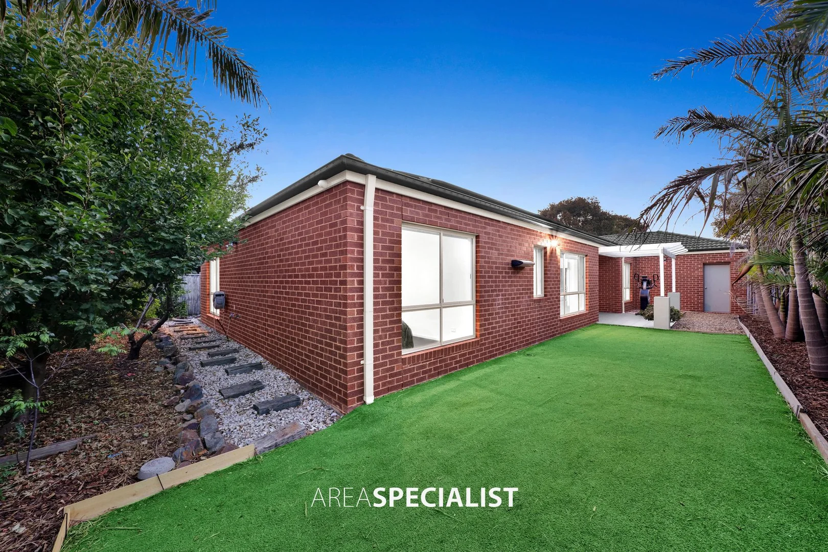 Additional image 12 of 33 John Russell Road, Cranbourne West VIC 3977