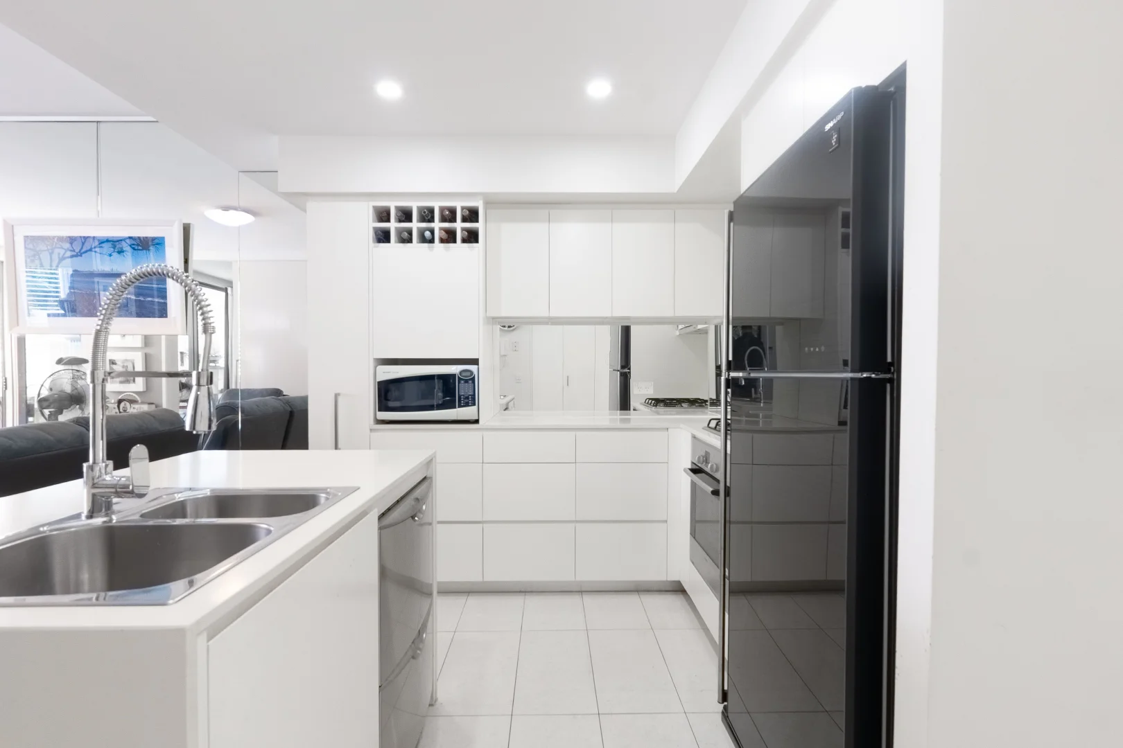 Additional image 4 of 1003/438 Marine Parade, Biggera Waters QLD 4216