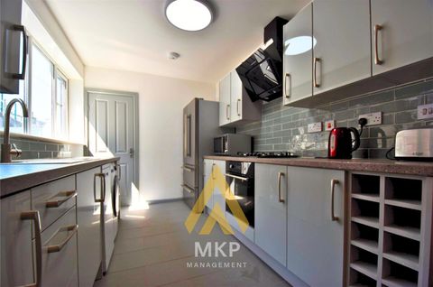 Derry Avenue, Mutley, Plymouth PL4, Room to rent
