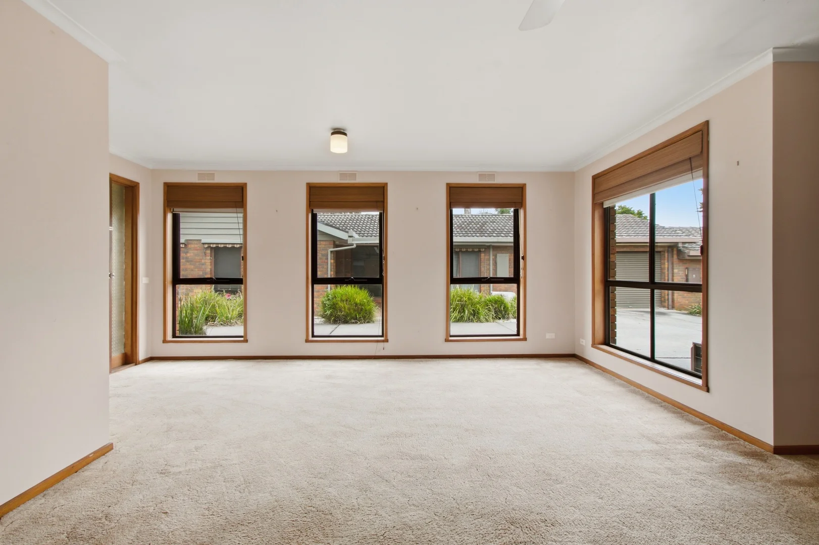 Additional image 3 of 1/15 High Street, Traralgon VIC 3844
