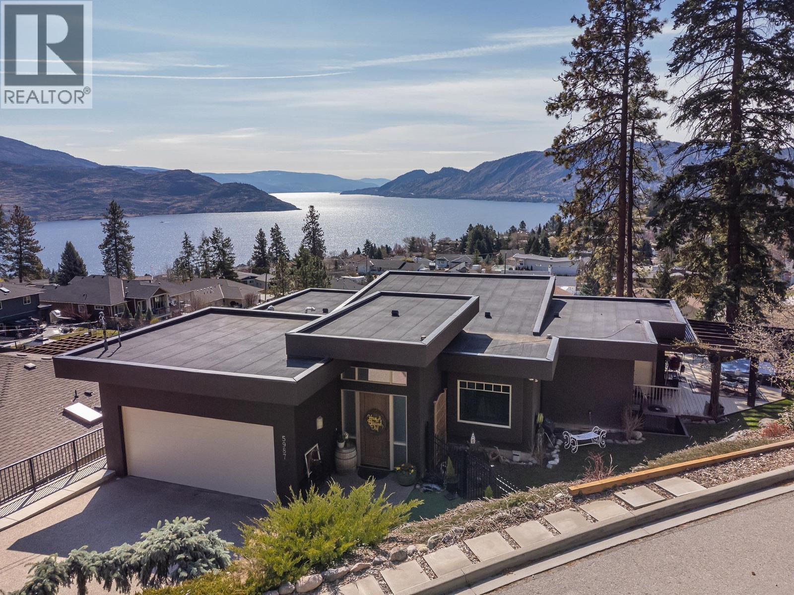 5987 Meldrum Place