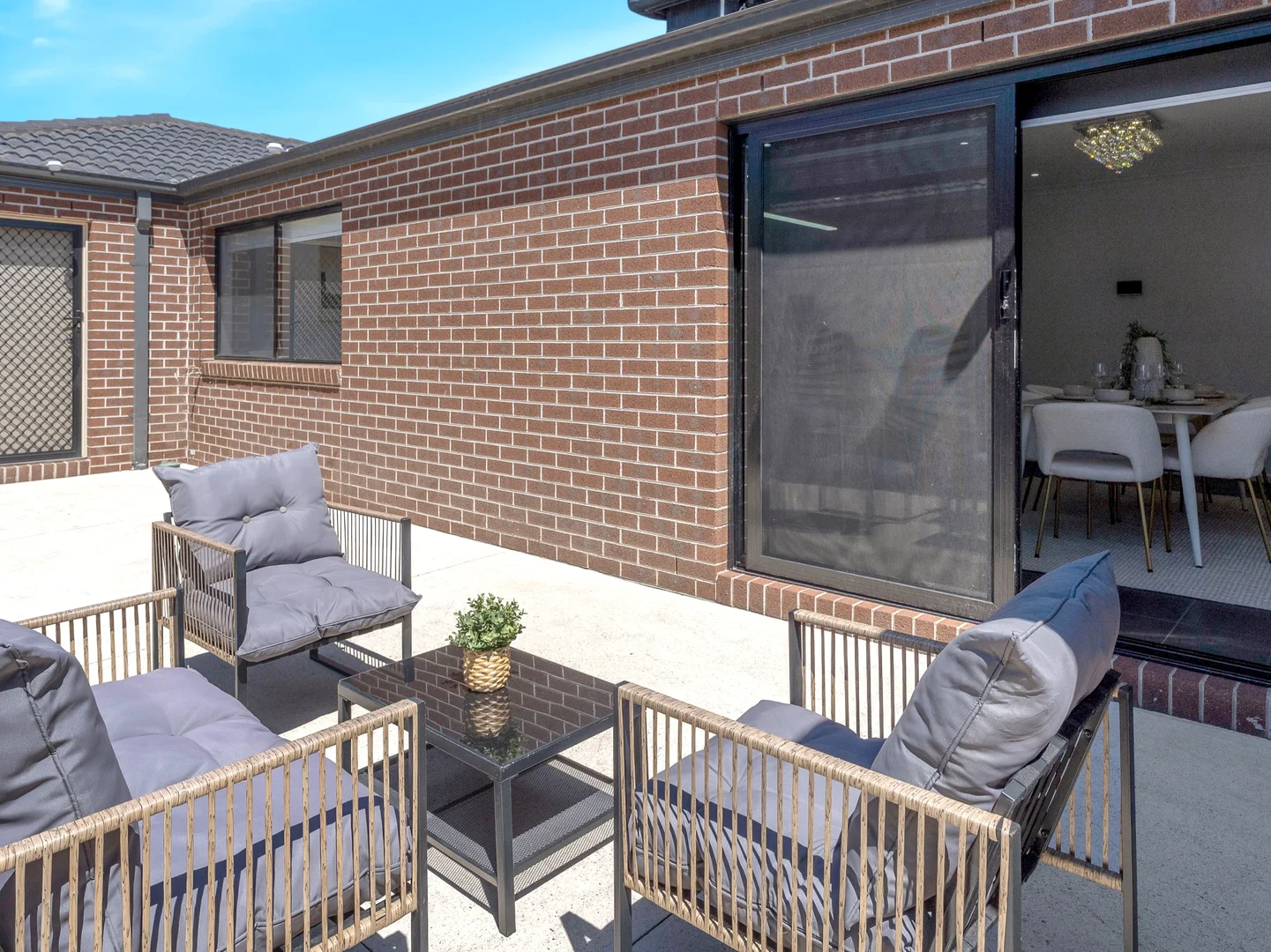 8 Amberfield Street, Mickleham VIC 3064