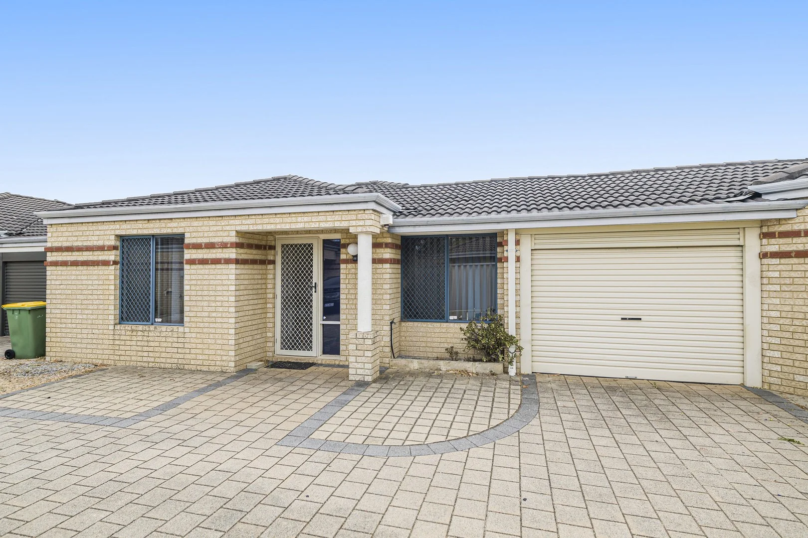 2/73-75 Queen Street, Bentley WA 6102