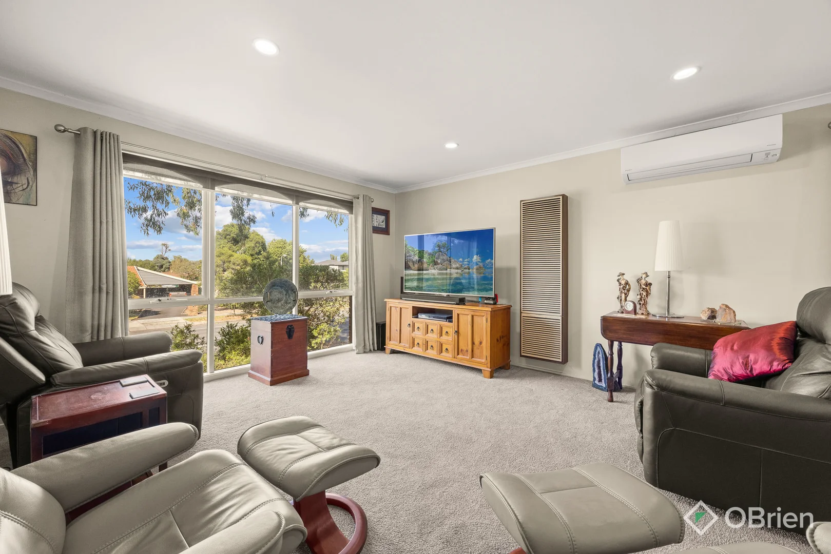 Additional image 2 of 44 Saxonwood Drive, Narre Warren VIC 3805