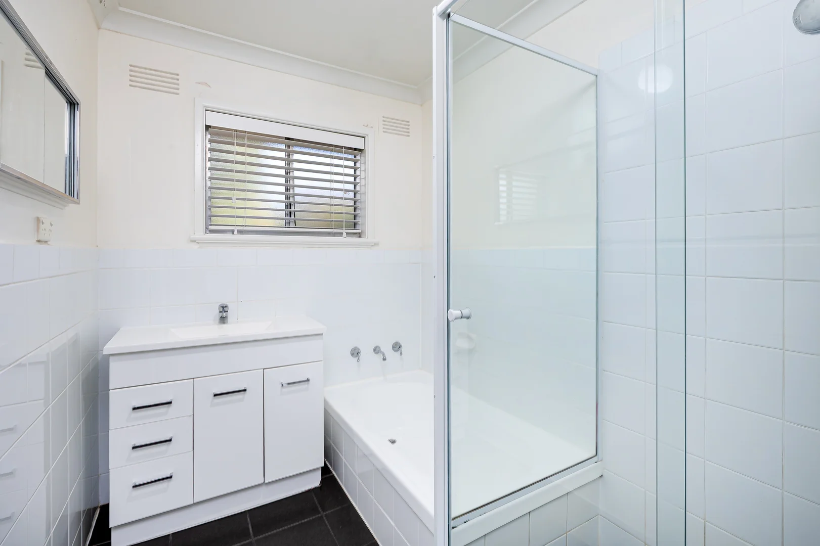 Additional image 9 of 31 Bruce Street, Tolland NSW 2650