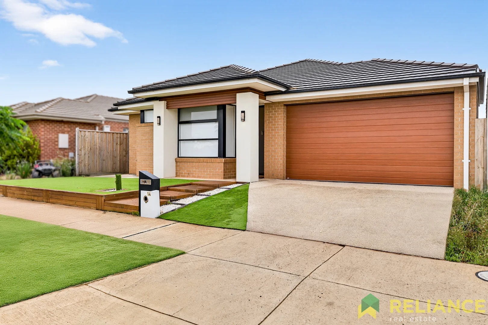 14 Samuel Road, Weir Views VIC 3338 photo 2