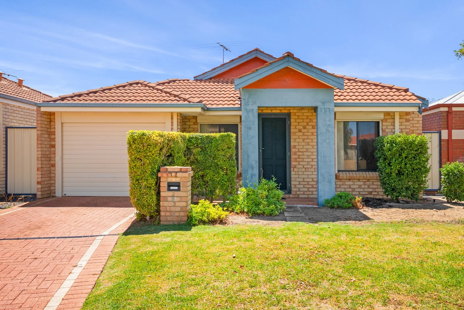 3/4 Moreton Crescent, Warnbro WA 6169