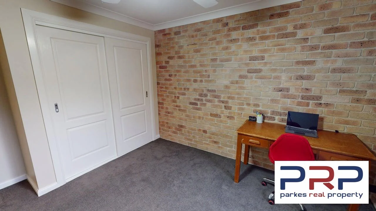Additional image 17 of 8 Arana Place, Parkes NSW 2870