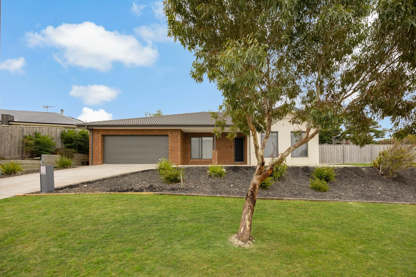 63 Retreat Crescent, Sunbury VIC 3429