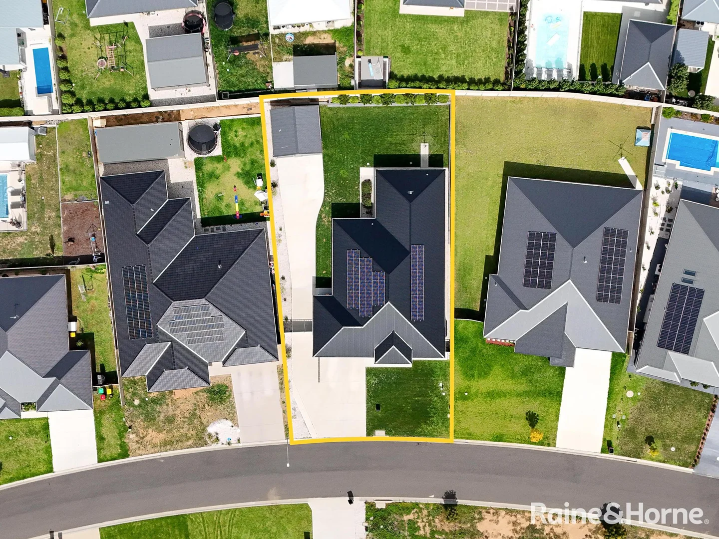 66 Mendel Drive, Kelso NSW 2795 photo 2