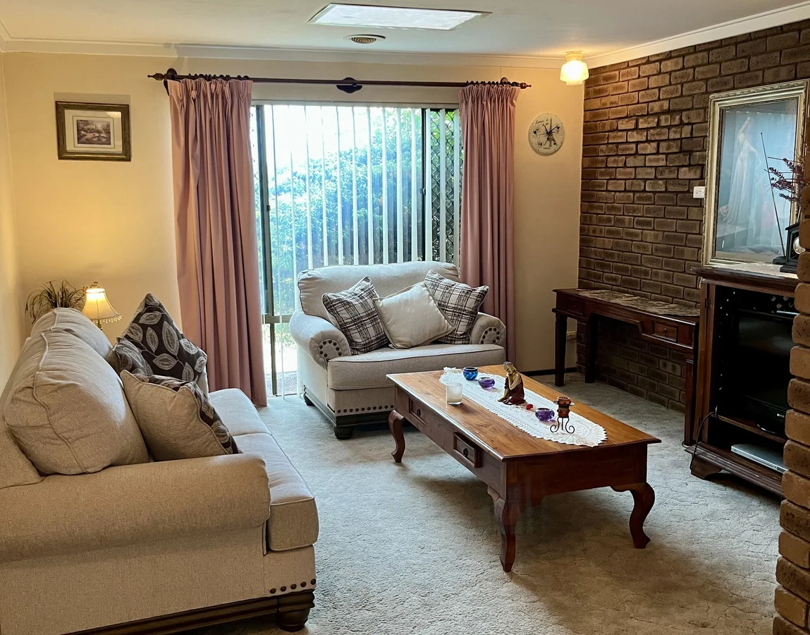 18 Felicia Place, Camillo WA 6111