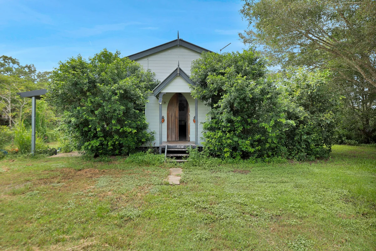 141 Hay Point Road, Alligator Creek QLD 4740