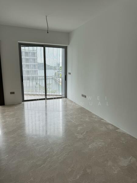 6 Harbourfront Avenue photo 3