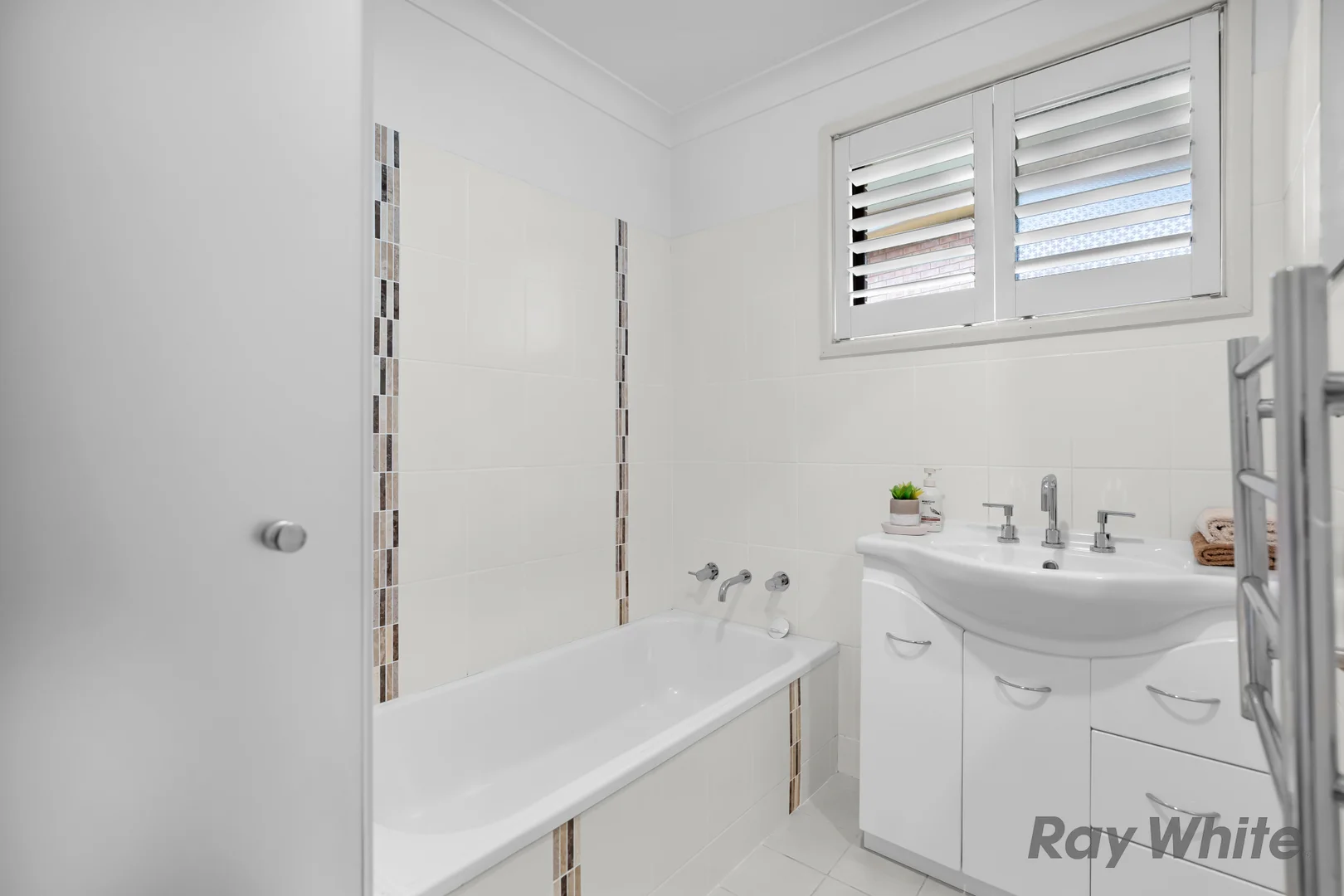Additional image 9 of 256 Menangle Street, Picton NSW 2571