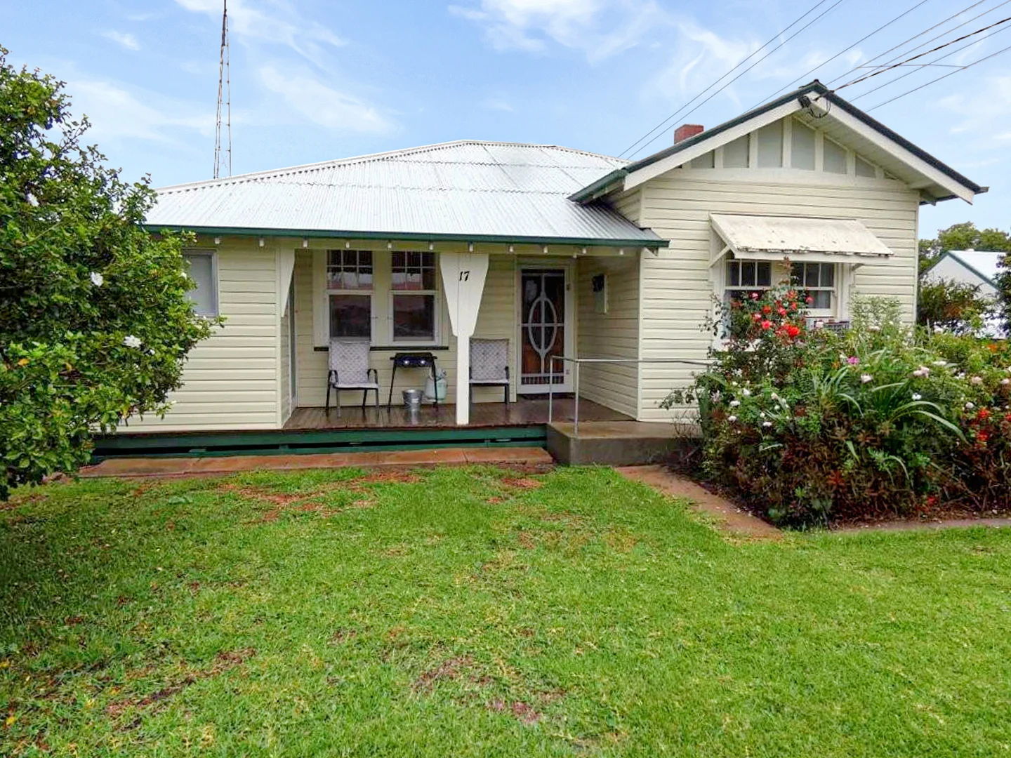 17 DUNCAN STREET, Birchip VIC 3483 photo 2