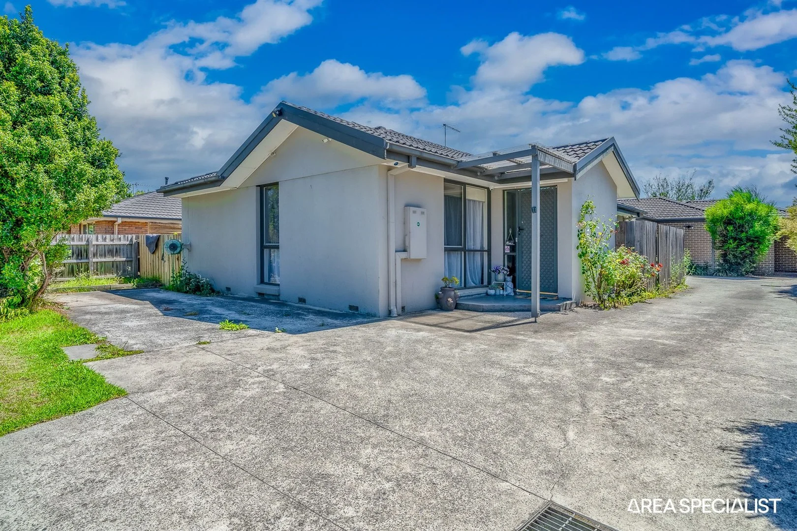 17 Collin Crescent, Berwick VIC 3806