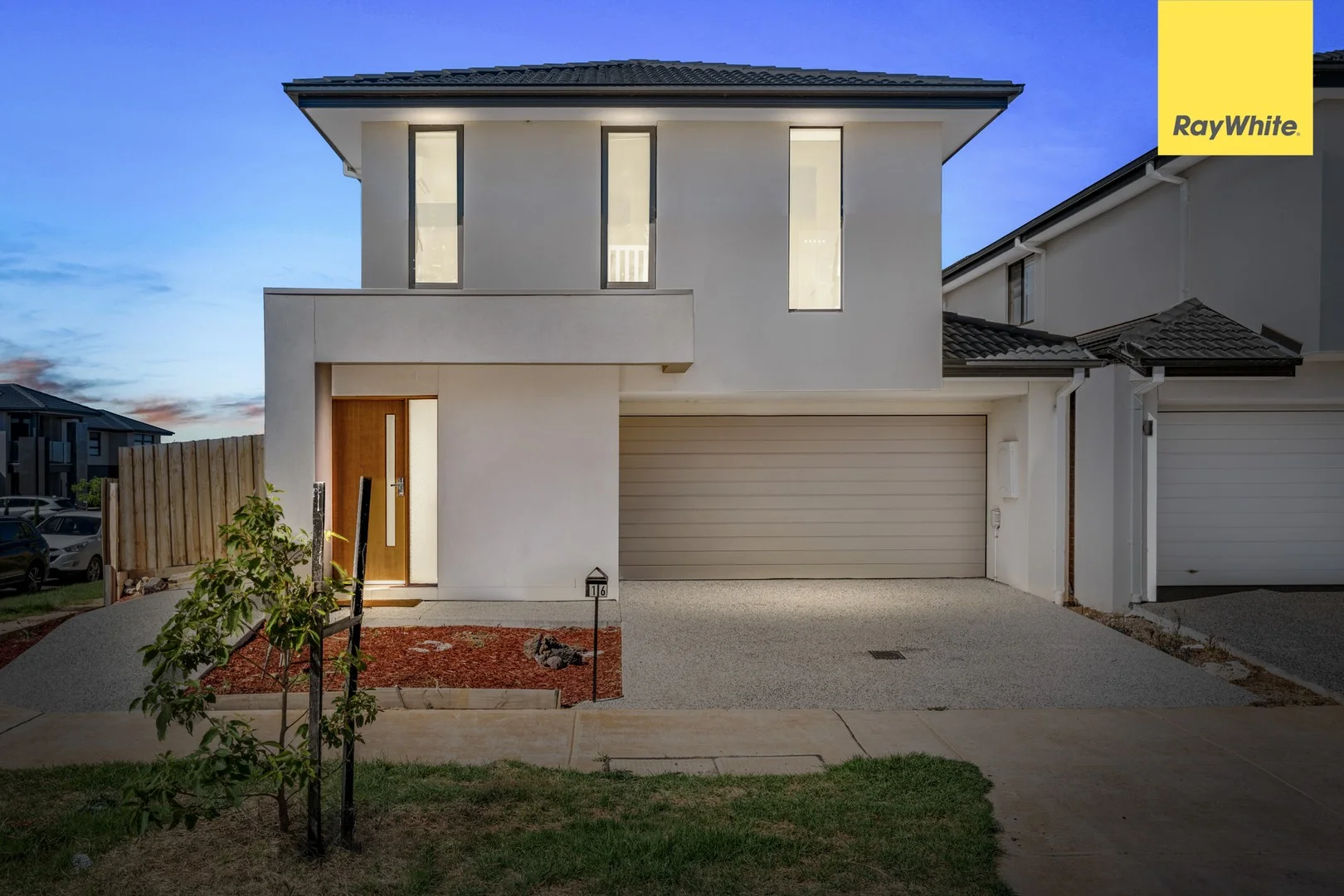 16 Malua Road, Bonnie Brook VIC 3335
