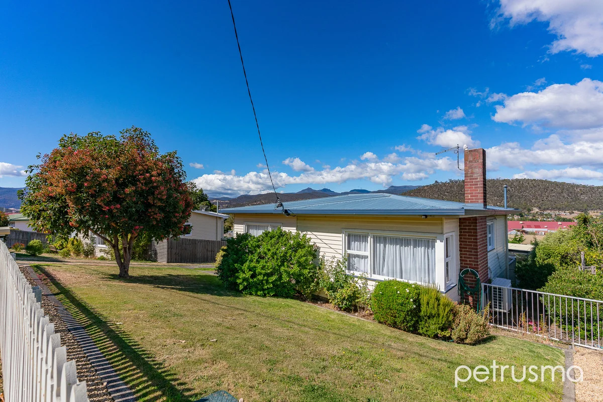 9 Southview Crescent, New Norfolk TAS 7140