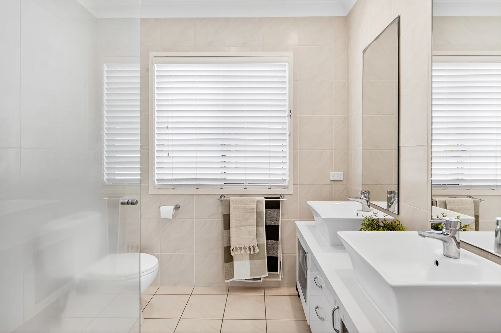 Additional image 24 of 1/18 Twelfth Avenue, Palm Beach QLD 4221