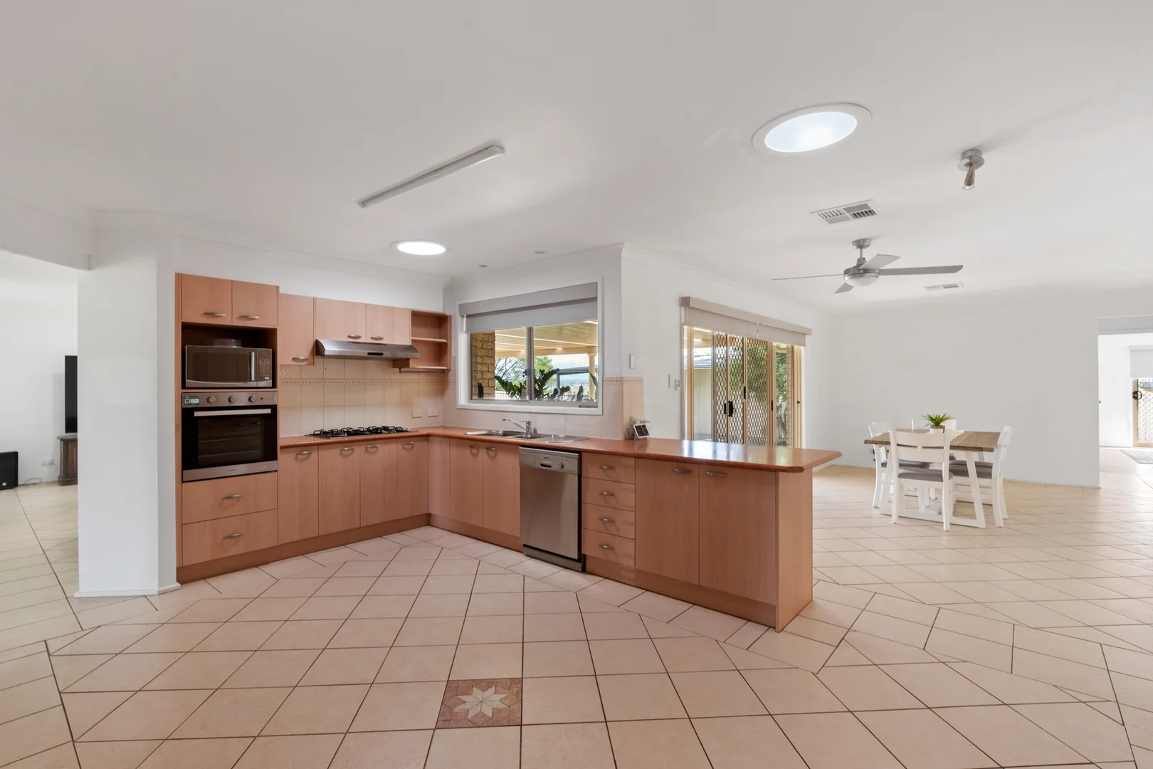 Additional image 8 of 36 Elderberry Avenue, Worrigee NSW 2540