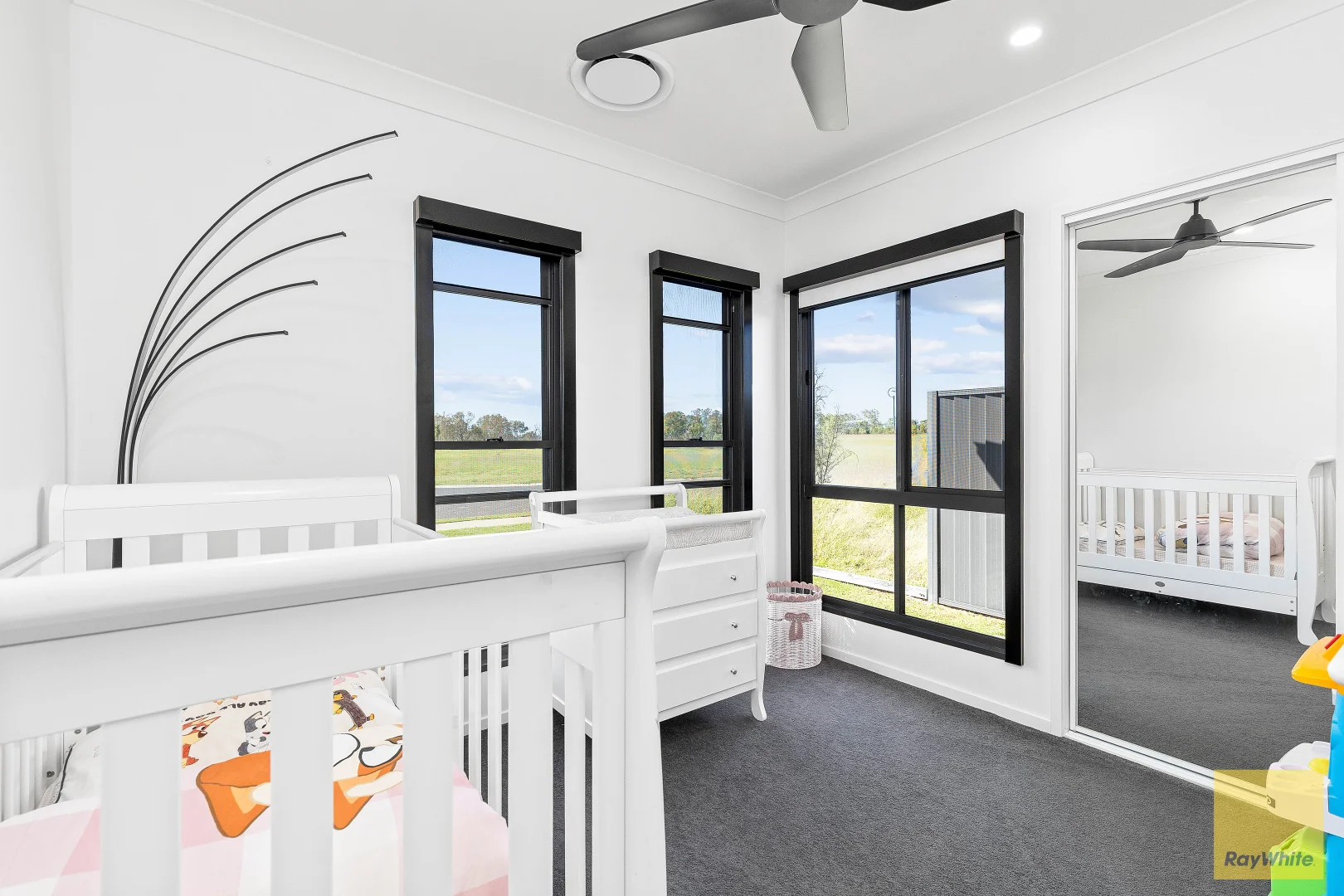 Additional image 19 of 28 Longford Street, Emerald QLD 4720
