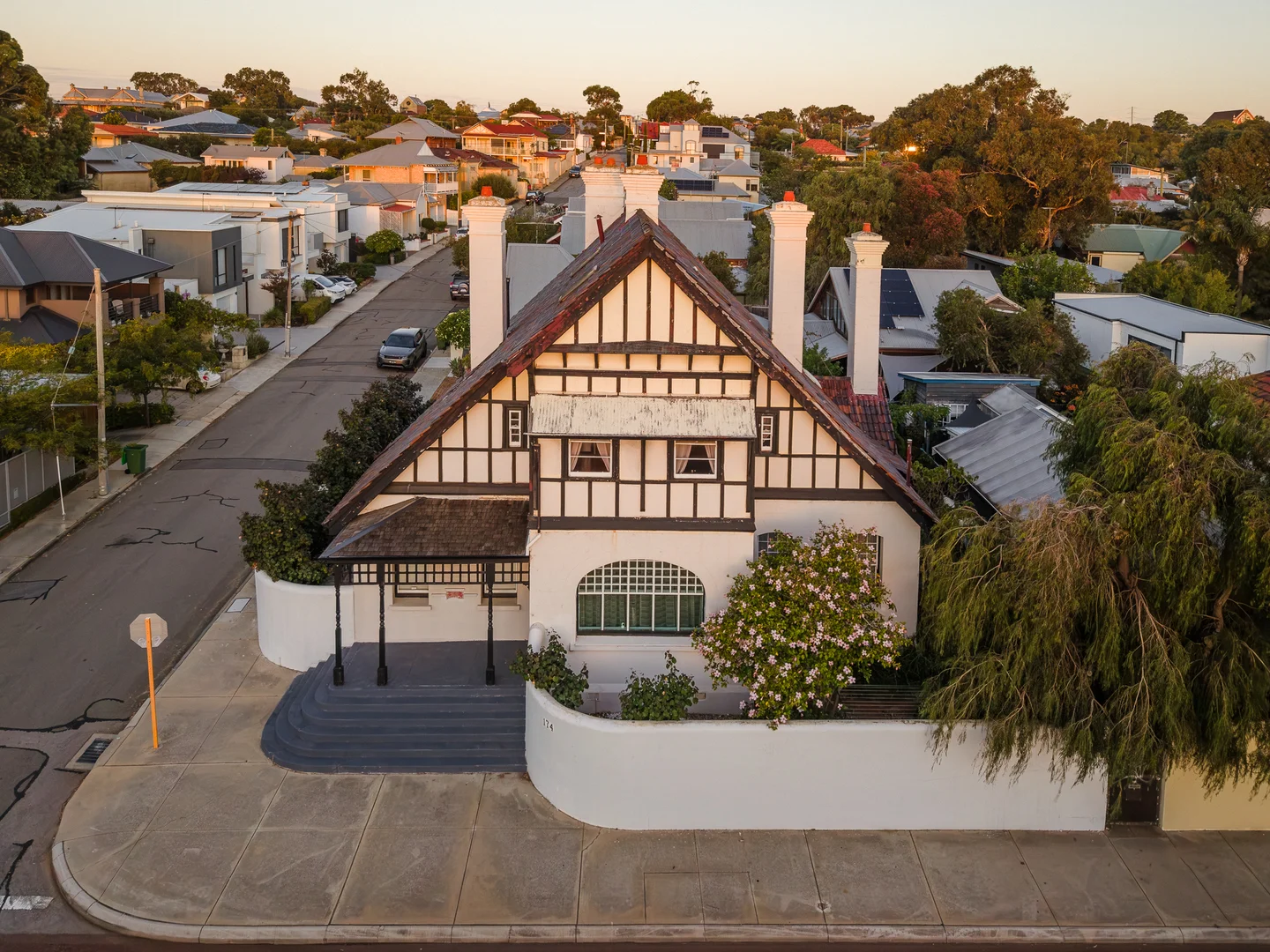 Additional image 4 of 174 Hampton Road, Beaconsfield WA 6162