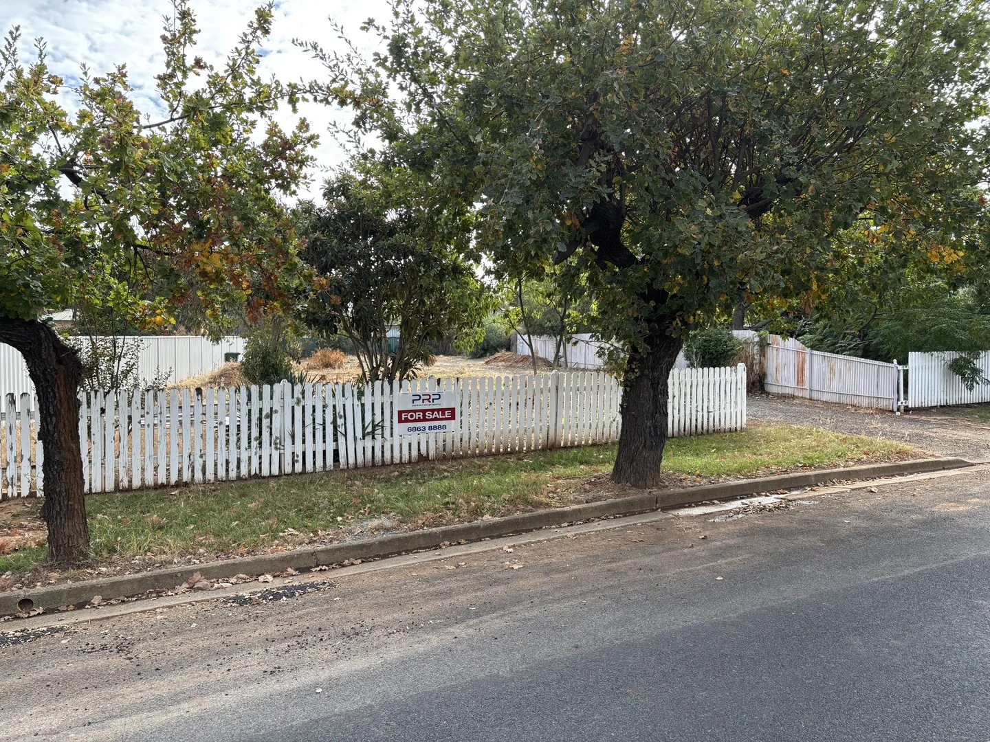 8 Webb Street, Parkes NSW 2870